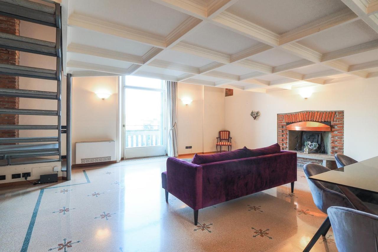 Unique Duomo Luxury Property 밀라노 외부 사진