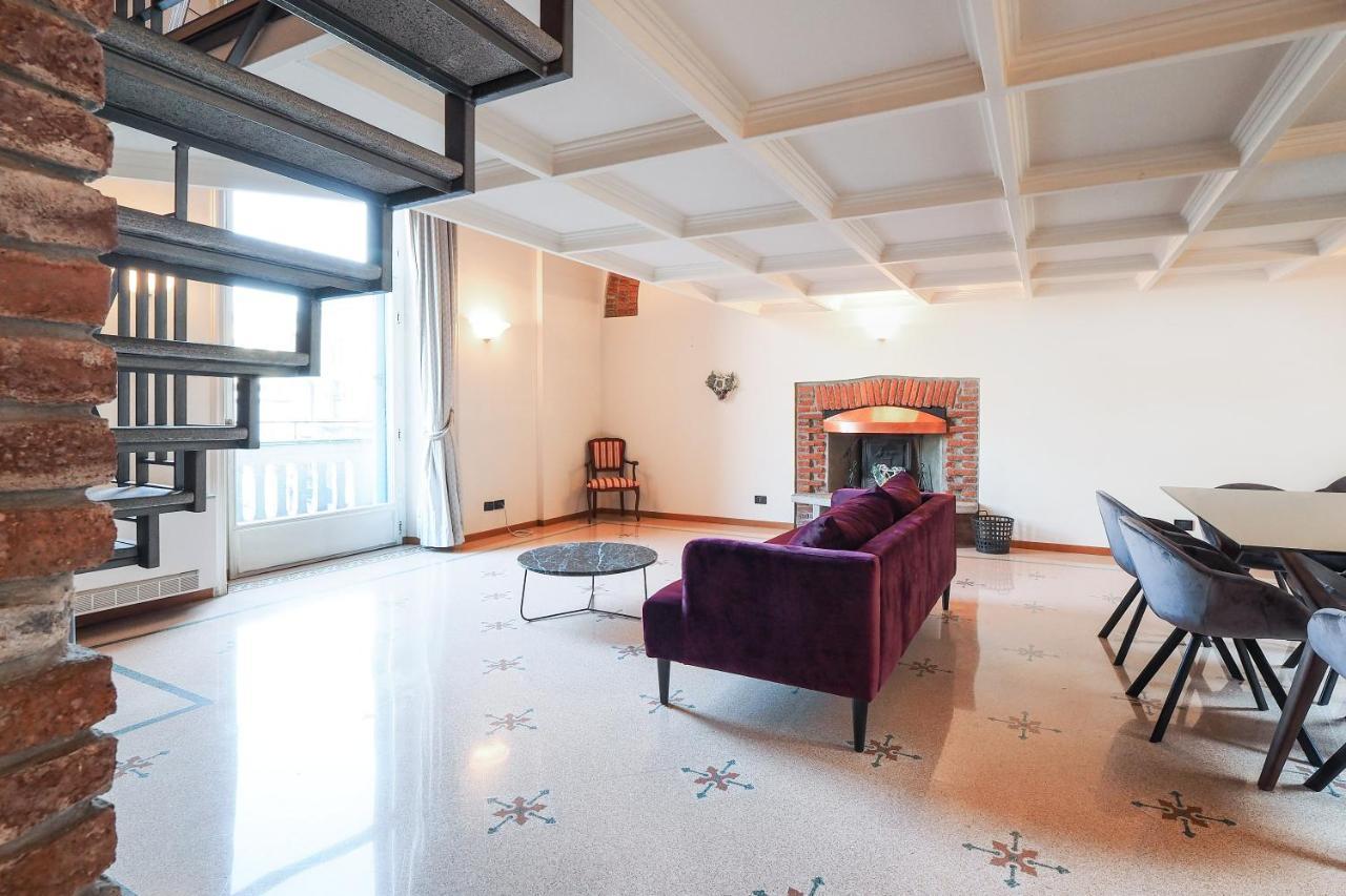 Unique Duomo Luxury Property 밀라노 외부 사진