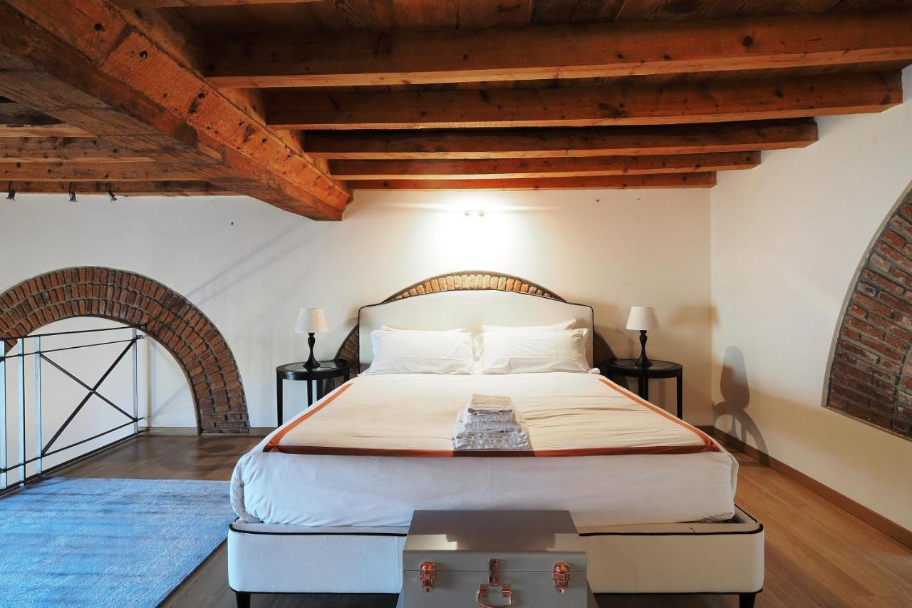 Unique Duomo Luxury Property 밀라노 외부 사진