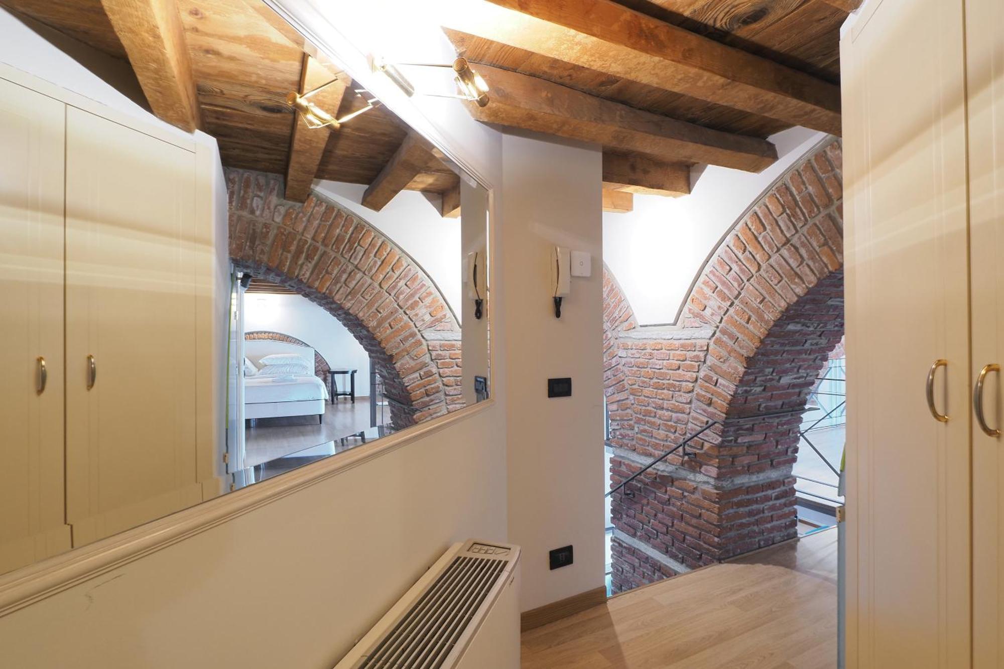 Unique Duomo Luxury Property 밀라노 외부 사진
